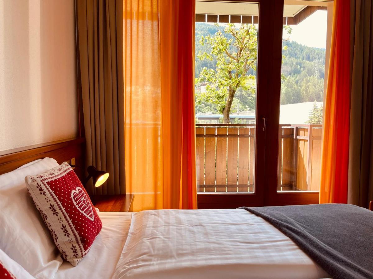Elga Residence - Relax In Alta Valtellina - Bormio Valdisotto Buitenkant foto